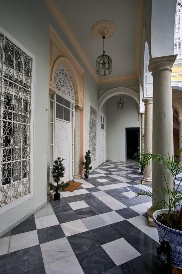 Pajaritos Palace By Valcambre เซบีญา ภายนอก รูปภาพ